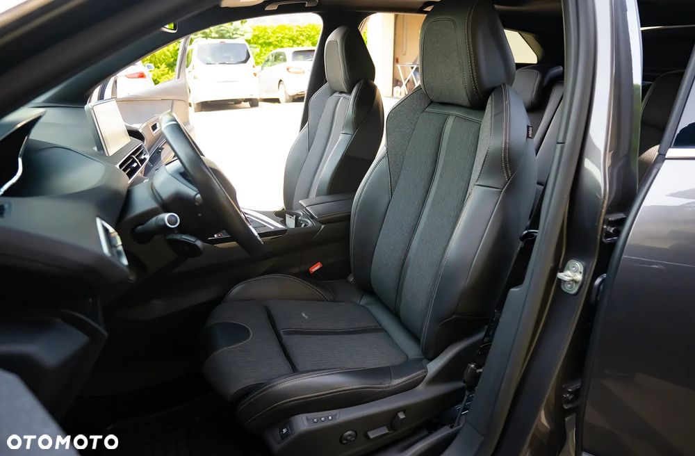 Peugeot 3008 PureTech 130 Stop & Start GPF Allure - 28
