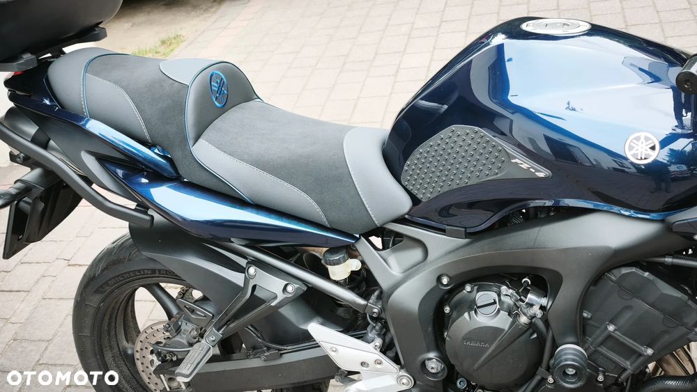 Yamaha FZ6 - 7