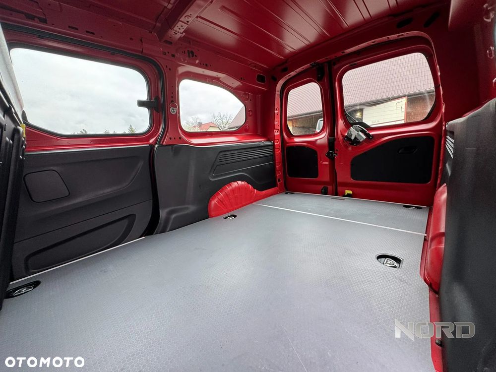 Peugeot Partner 4x4 1.5 Long Premium - 18