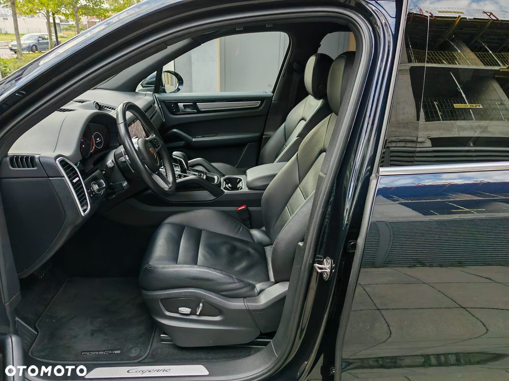 Porsche Cayenne Platinum Edition - 39