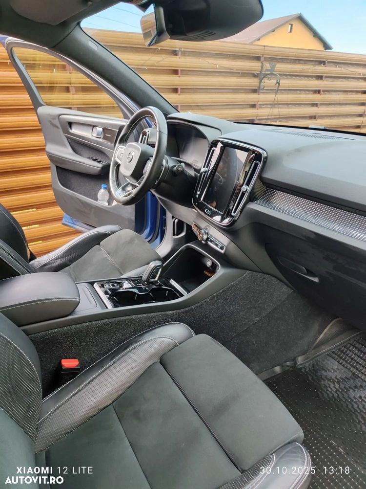 Volvo XC 40 T4 R-Design - 13