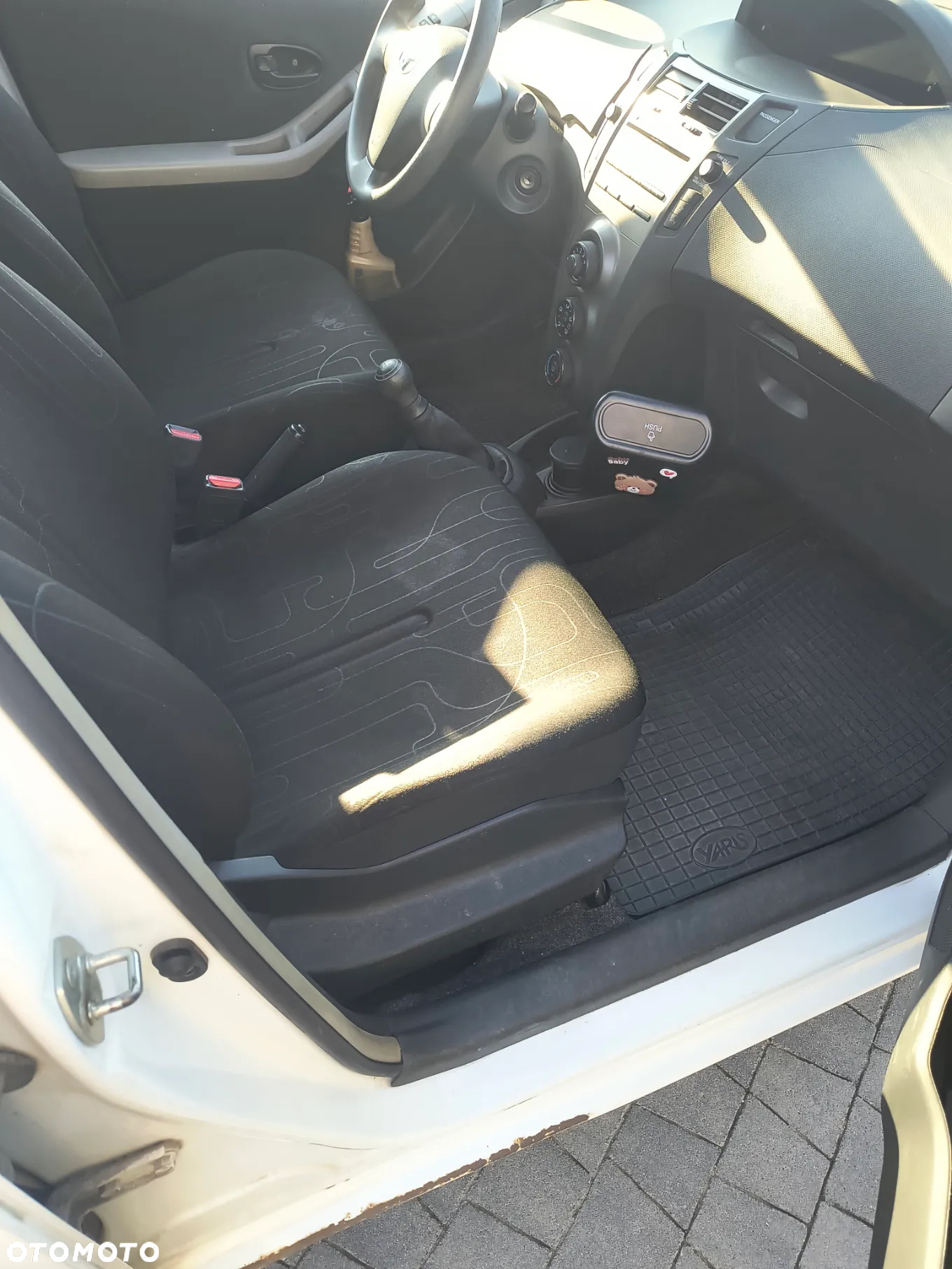 Toyota Yaris - 8