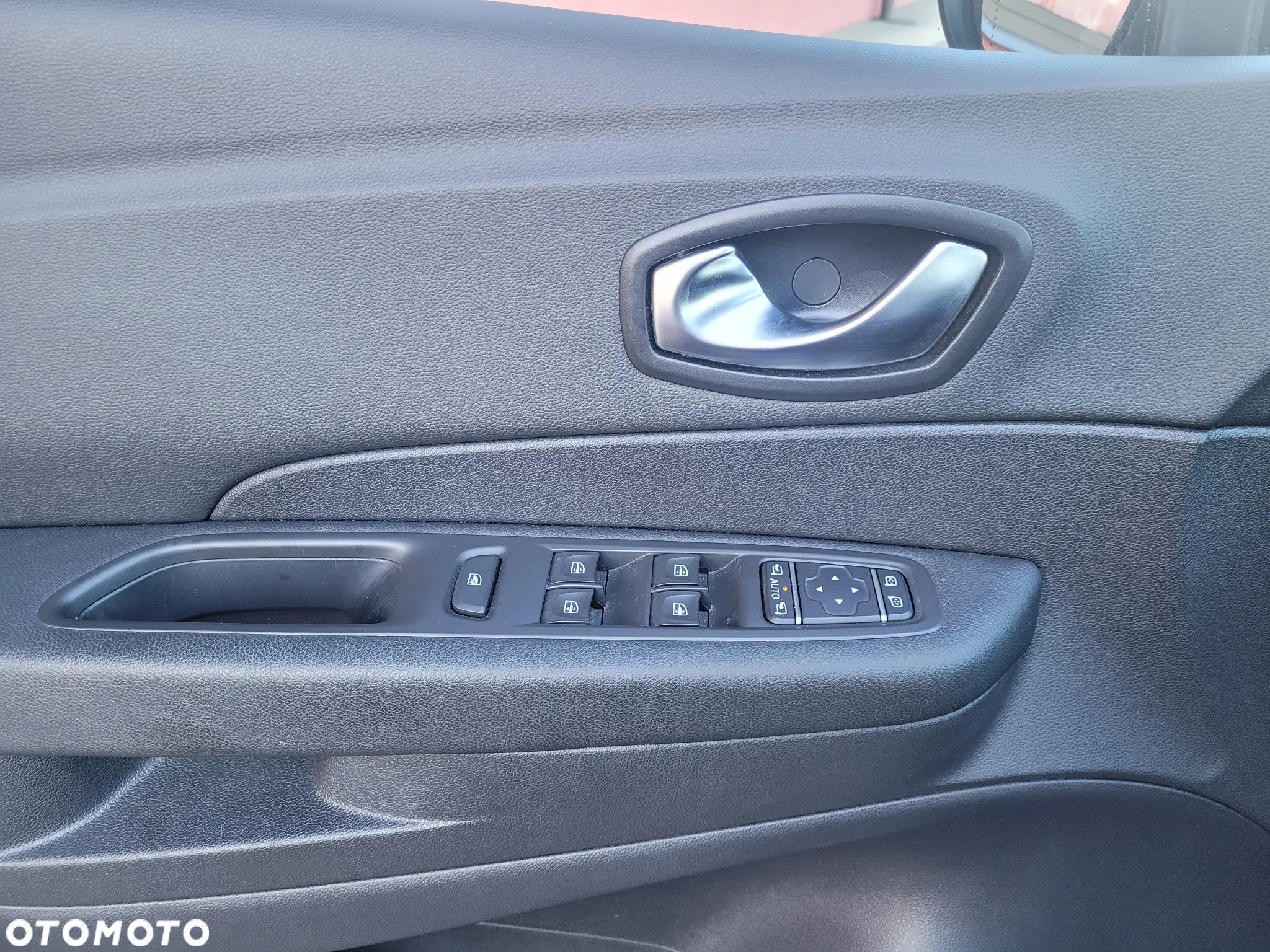 Renault Captur 1.3 Energy TCe S-Edition EDC - 17