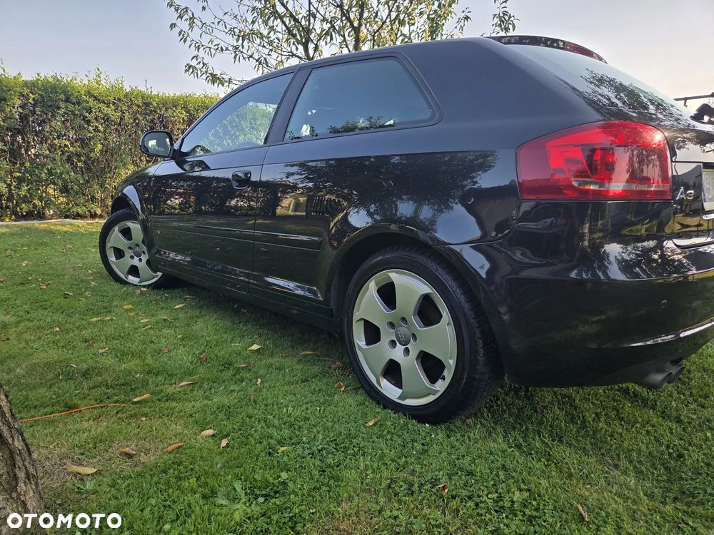 Audi A3 3-drzwiowe 2.0 TDI Ambiente - 4