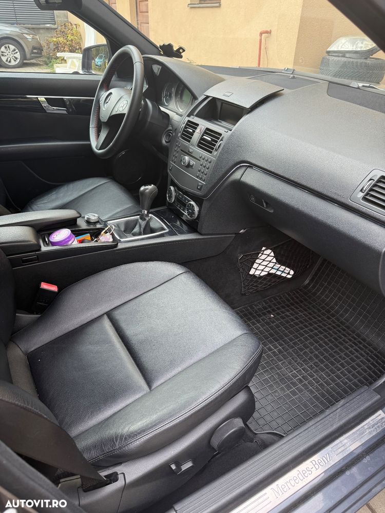 Mercedes-Benz C 200 CDI BlueEFFICIENCY - 11