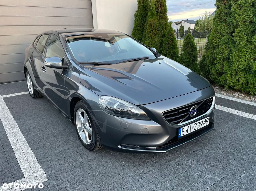Volvo V40 2014 photo 2