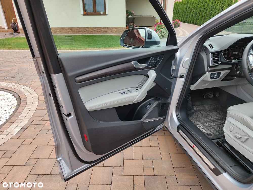 Audi Q5 45 TFSI quattro S tronic S line - 28
