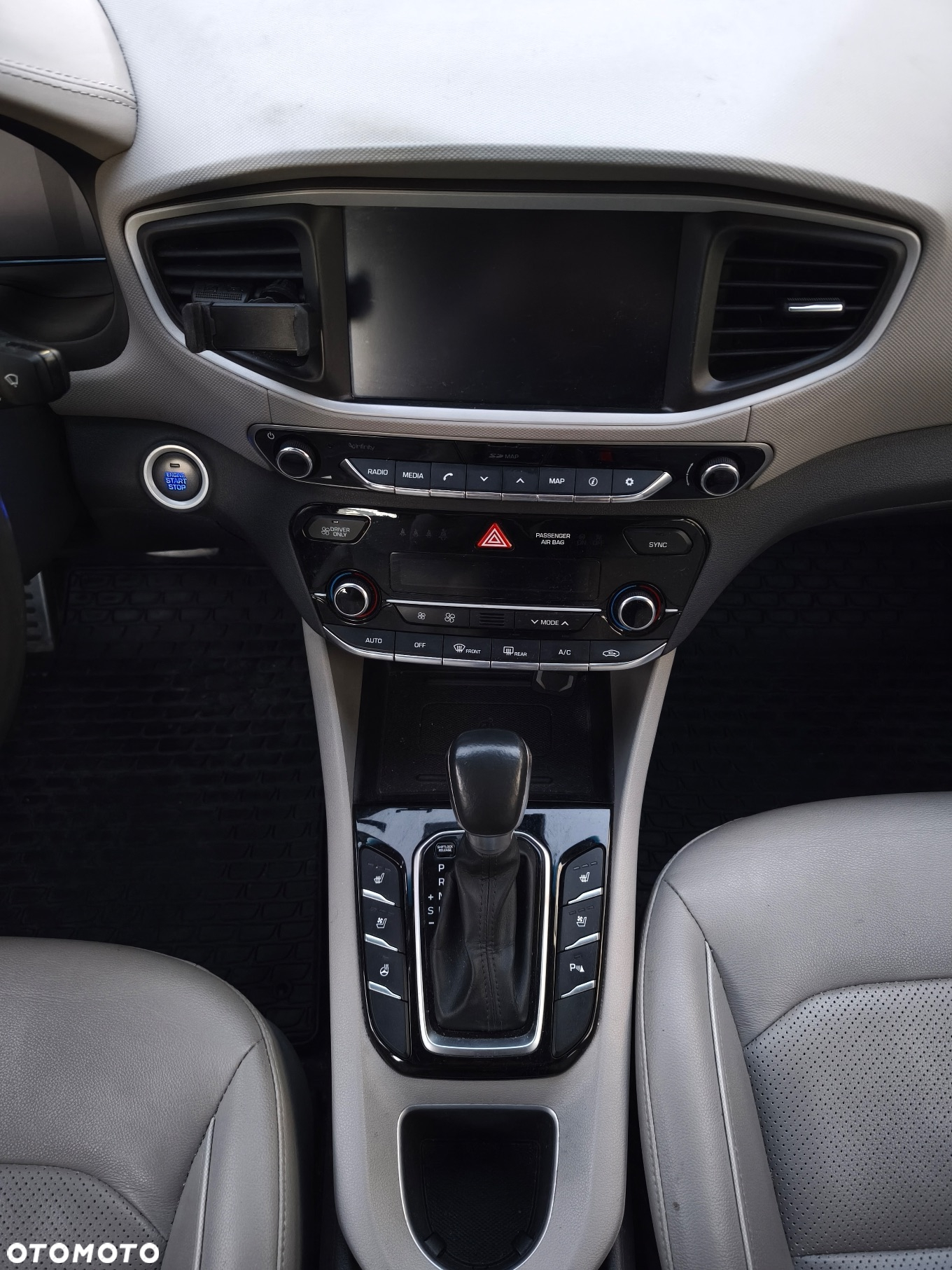 Hyundai IONIQ ver-hybrid-platinum - 4