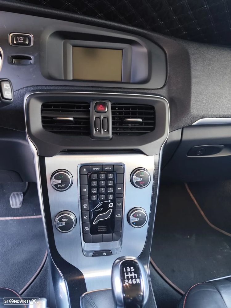 Volvo V40 2.0 D2 VOR - 8