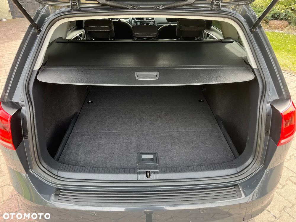 Volkswagen Golf 2.0 TDI SCR Highline - 21