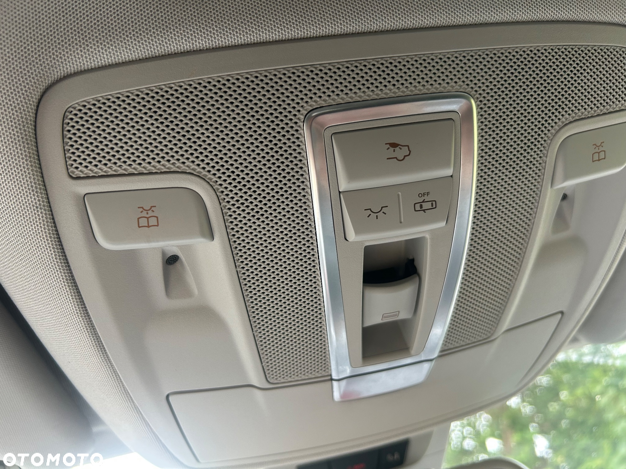 Mercedes-Benz GL 400 4Matic 7G-TRONIC - 29