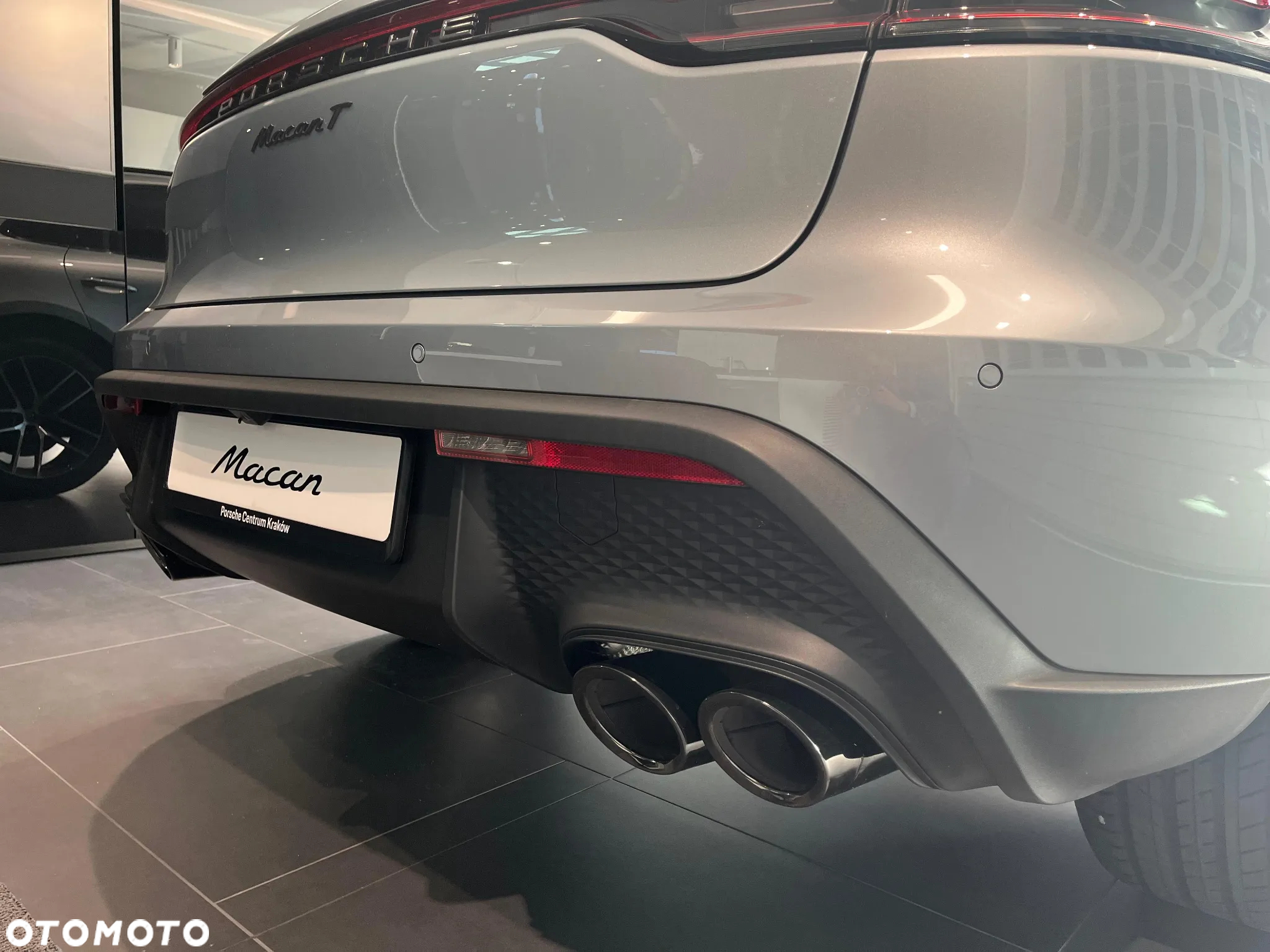 Porsche Macan T - 6