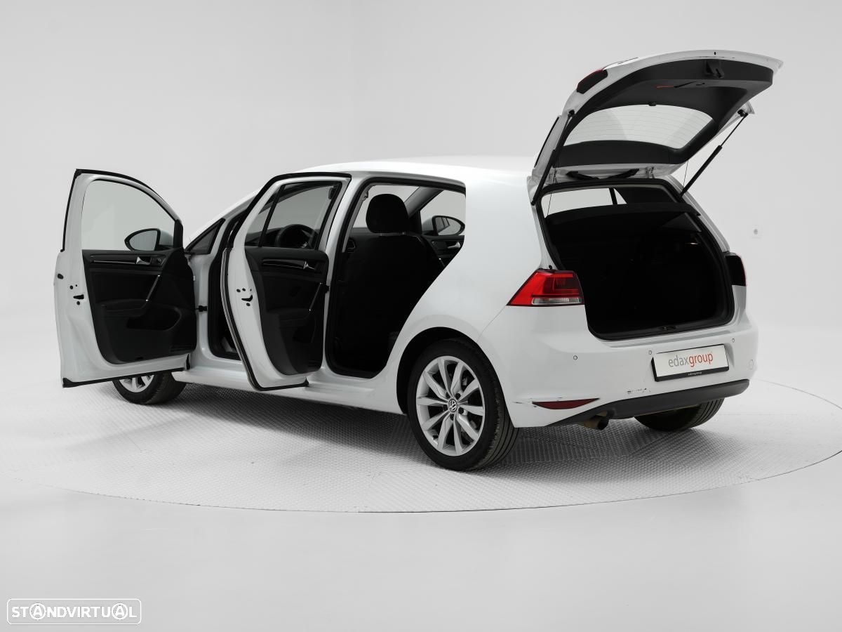 VW Golf - 5