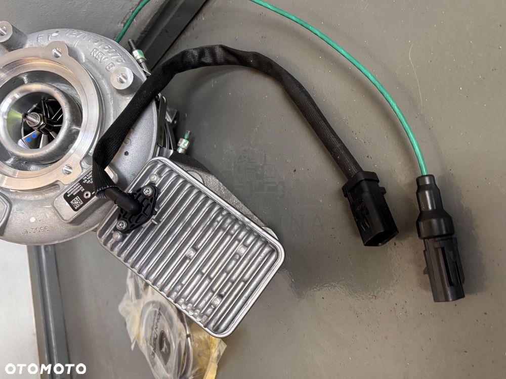 John Deere 6R 250 7R 230 250 6230 Turbina Turbosprężarka NOWA DZ126592 DZ103280 DZ100203 RM100382 - 7