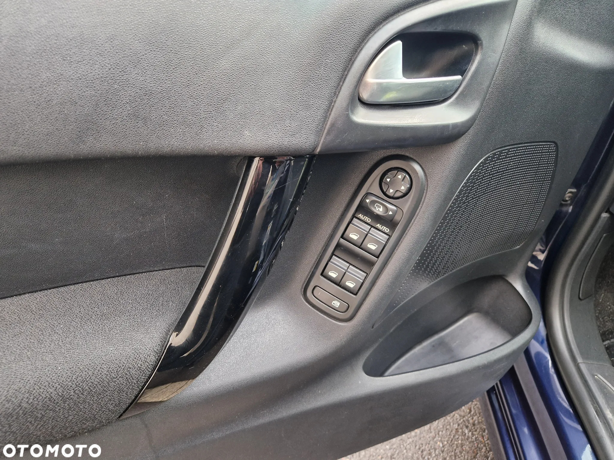 Citroën C3 1.2 PureTech Exclusive - 4