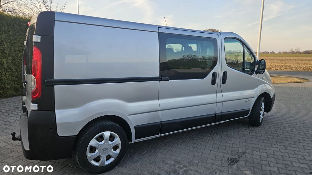 Renault Trafic - 10