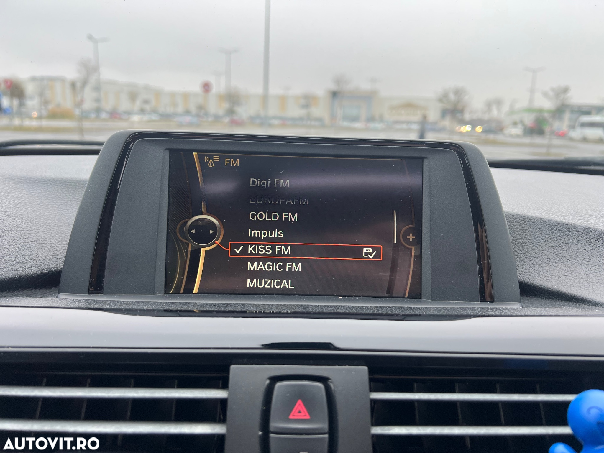 BMW Seria 3 320d - 17