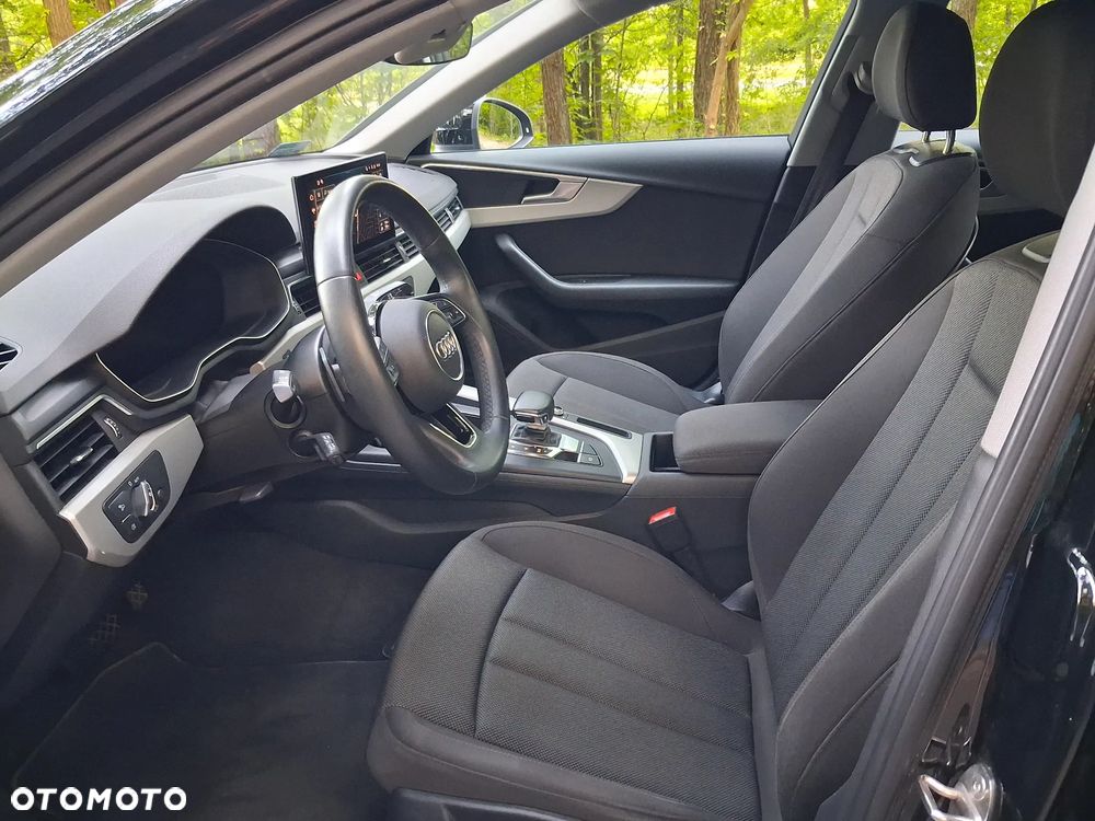 Audi A4 Limousine 35 TFSI mHEV S Line S tronic - 32