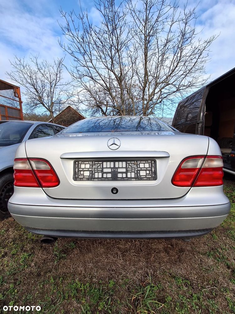 Mercedes clk w208 coupe zderzak tyl 744 - 5