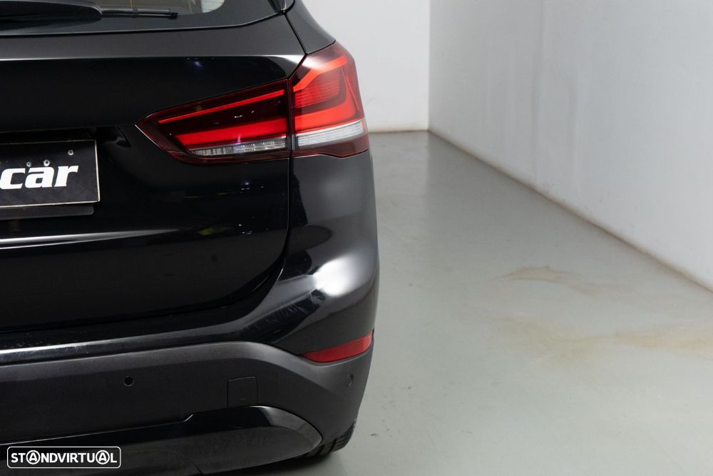 BMW X1 25 e xDrive Corporate Edition - 19