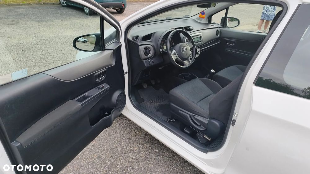 Toyota Yaris 1.0 Luna EU5 - 13