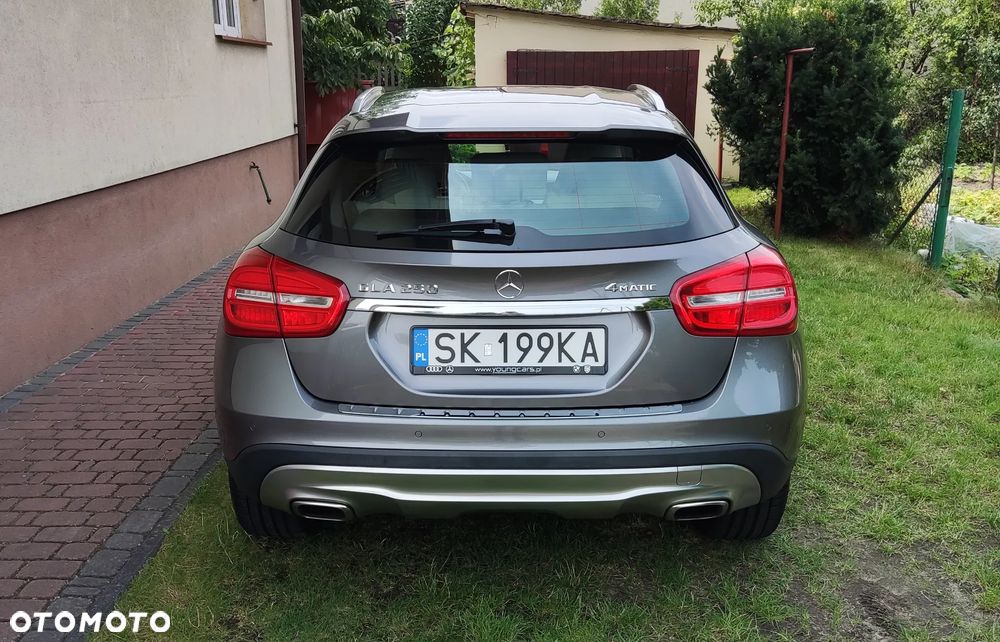 Mercedes-Benz Gla 2016 photo 4