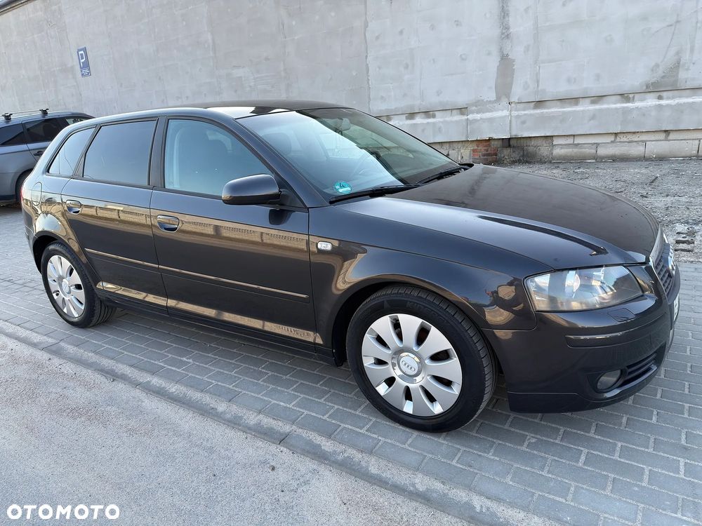 Audi A3 Sportback 2.0 TDI Attraction - 9