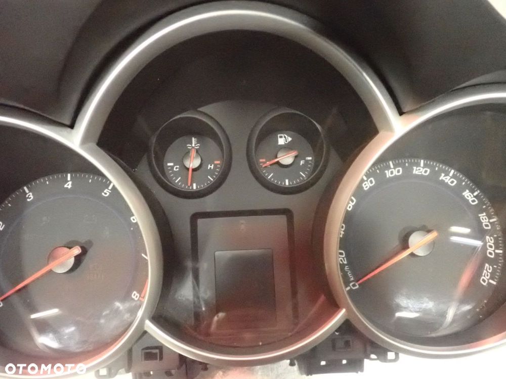 LICZNIK CHEVROLET CRUZE I LIFT  95080027 - 8
