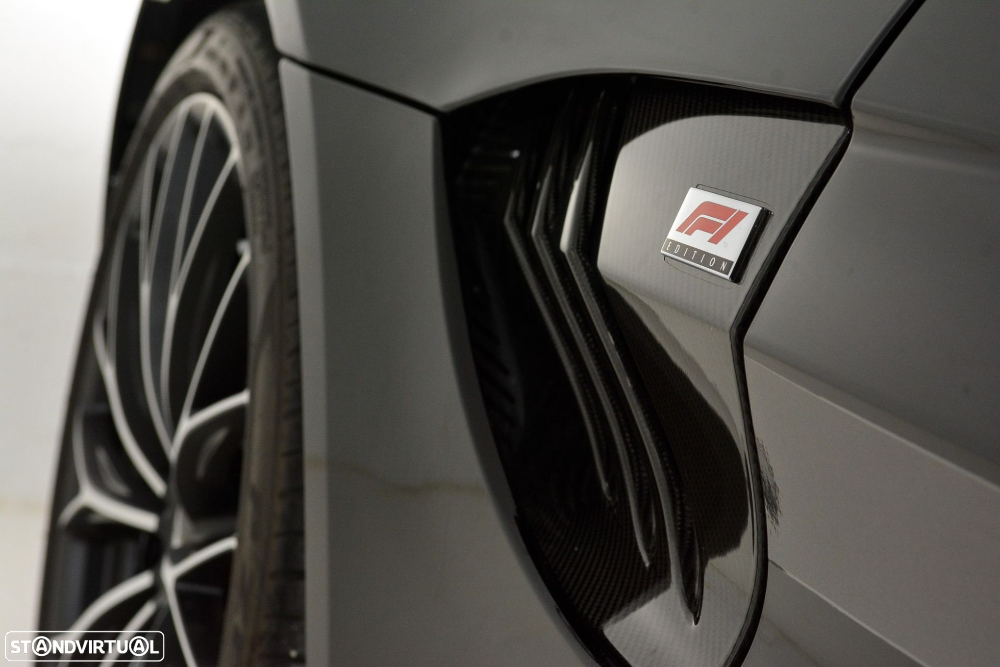 Aston Martin Vantage Roadster V8 F1 Edition - 9