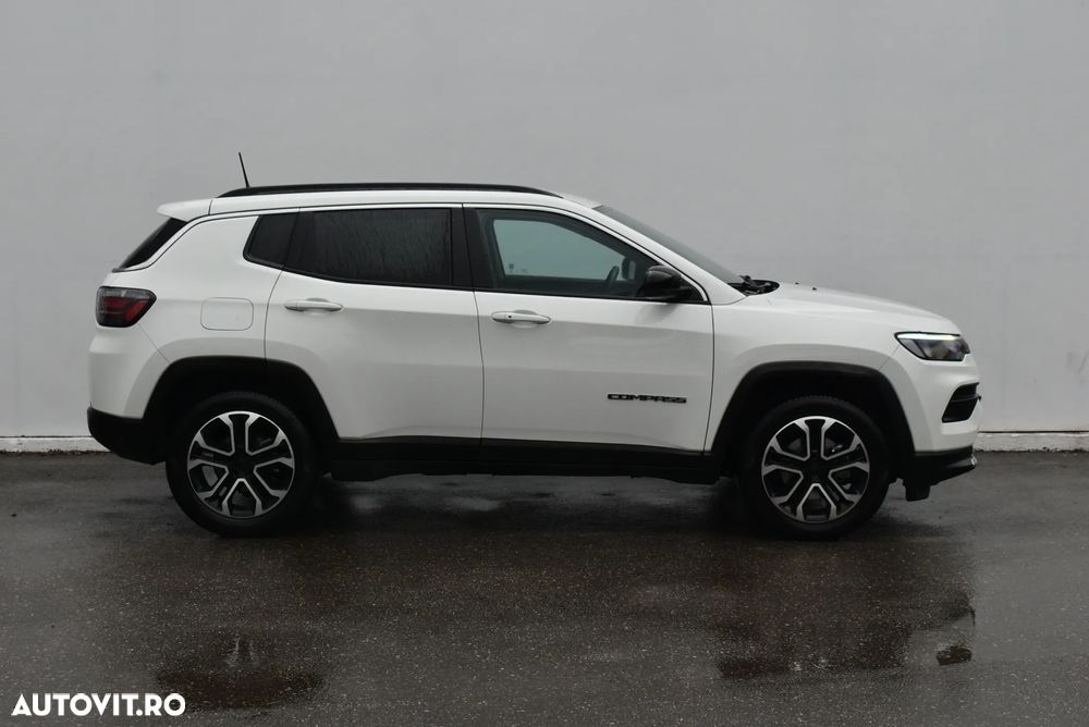 Jeep Compass - 8