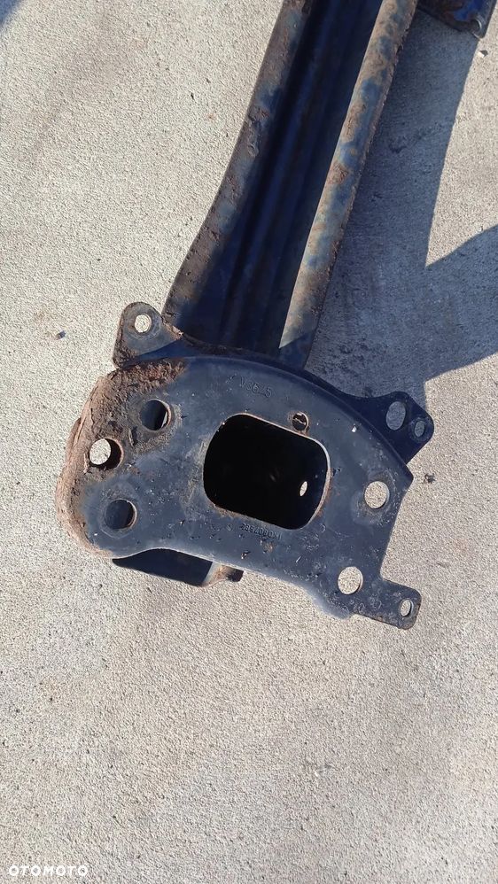 Belka Zderzaka Przednia / Wzmocnienie Pod Zderzak Przód VW Golf 5 V - 2