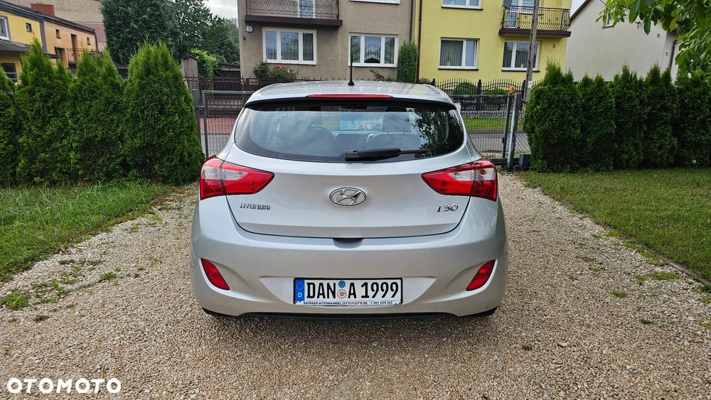 Hyundai i30 1.4 Trend - 23