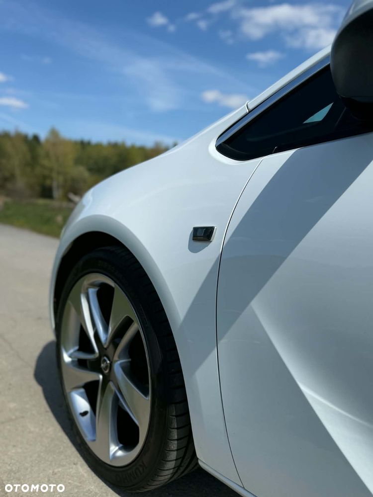 Opel Astra 1.6 Turbo Innovation - 4