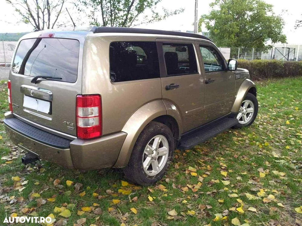 Dodge Nitro - 4