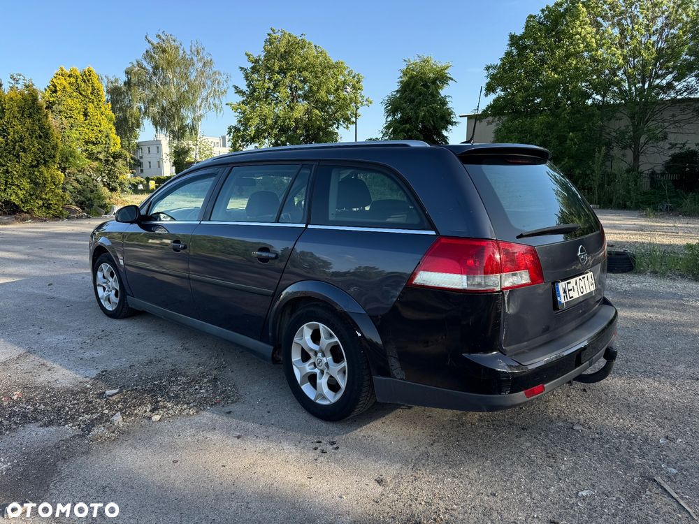 Opel Vectra 1.9 CDTI Cosmo - 5