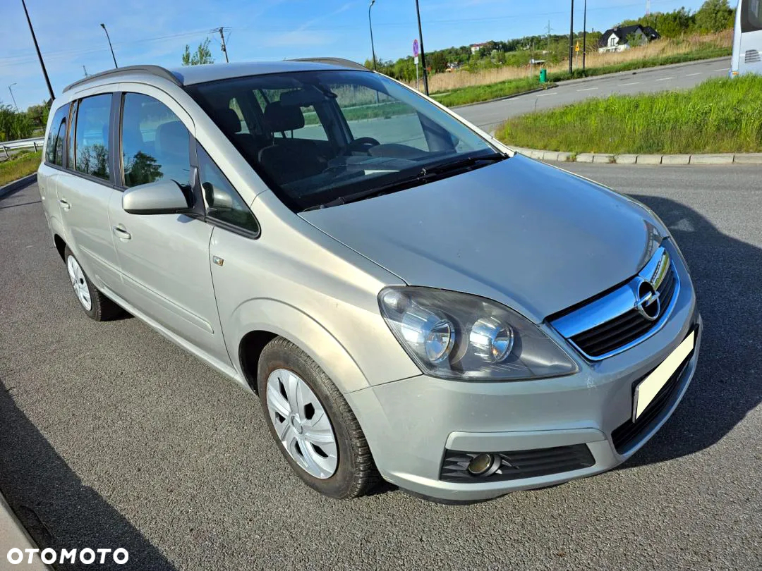 Opel Zafira 1.8 Cosmo - 31