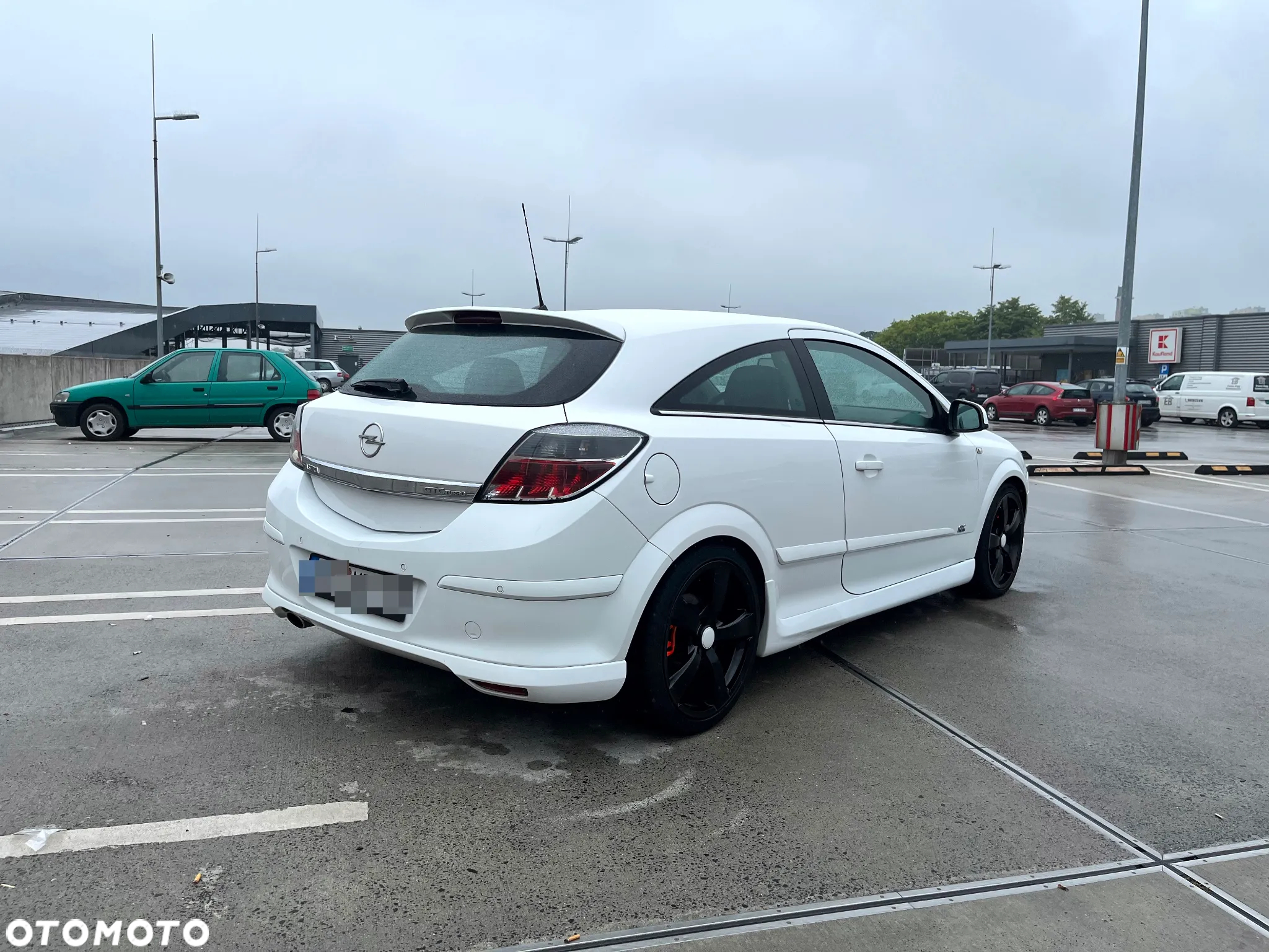 Opel Astra GTC 1.6 Turbo Sport - 8