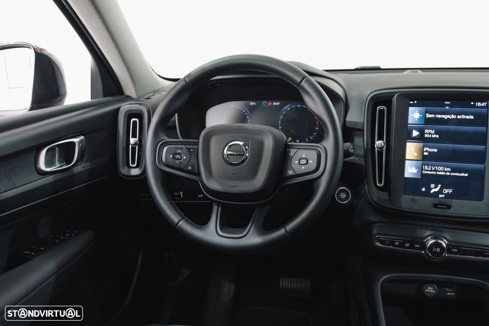 Volvo C40 - 8
