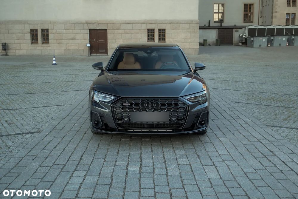 Audi A8 2023 photo 5