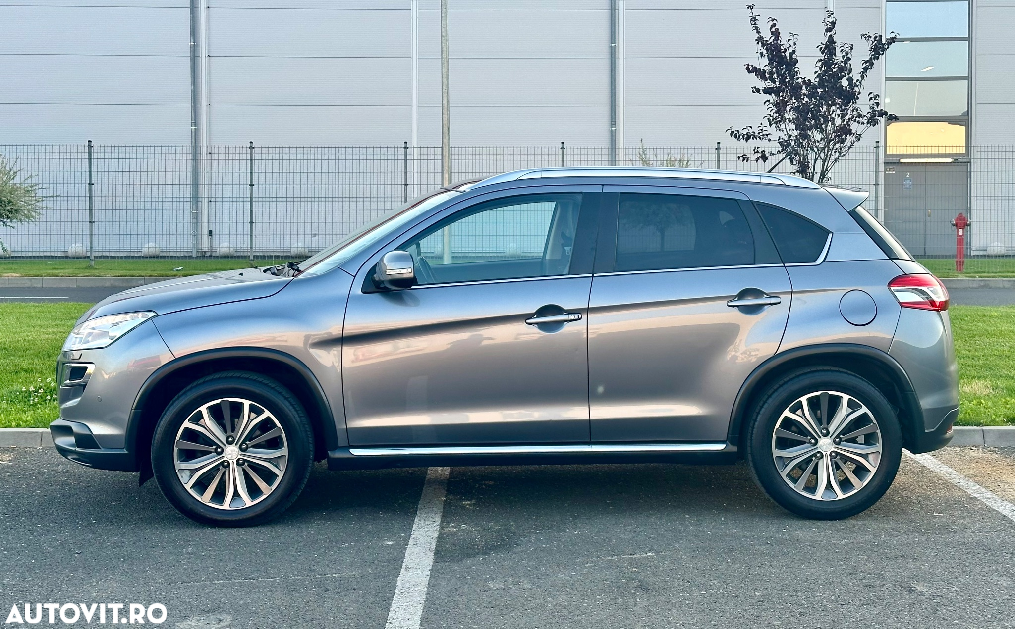 Peugeot 4008 1.8 HDI FAP STT Allure - 13