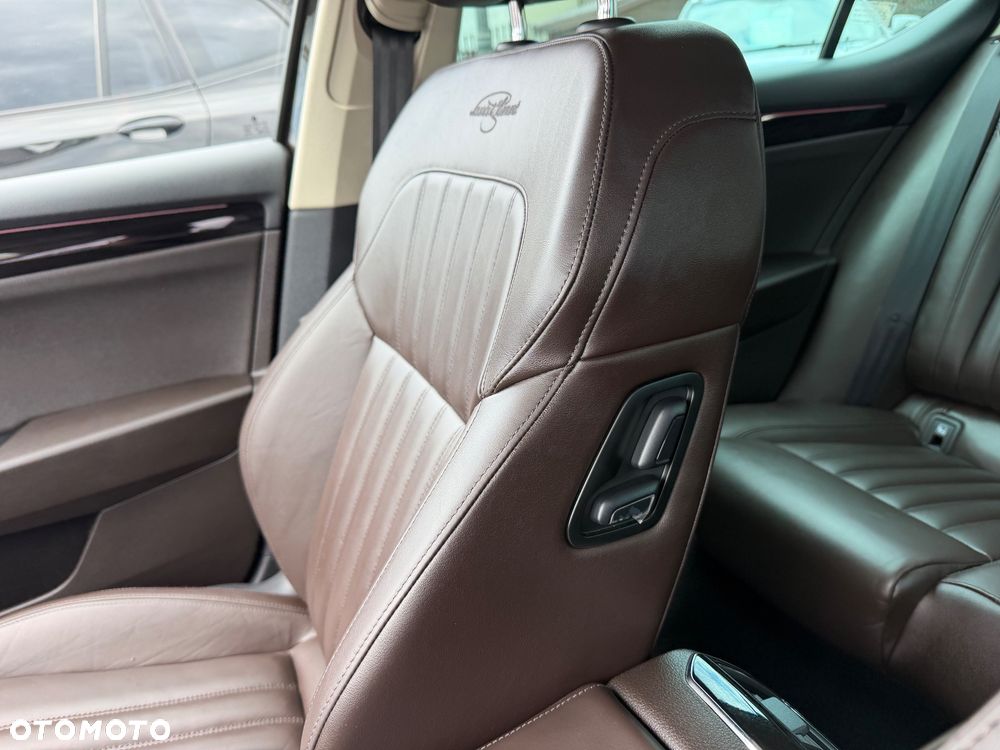 Skoda Superb 2.0 TDI L&K DSG - 12