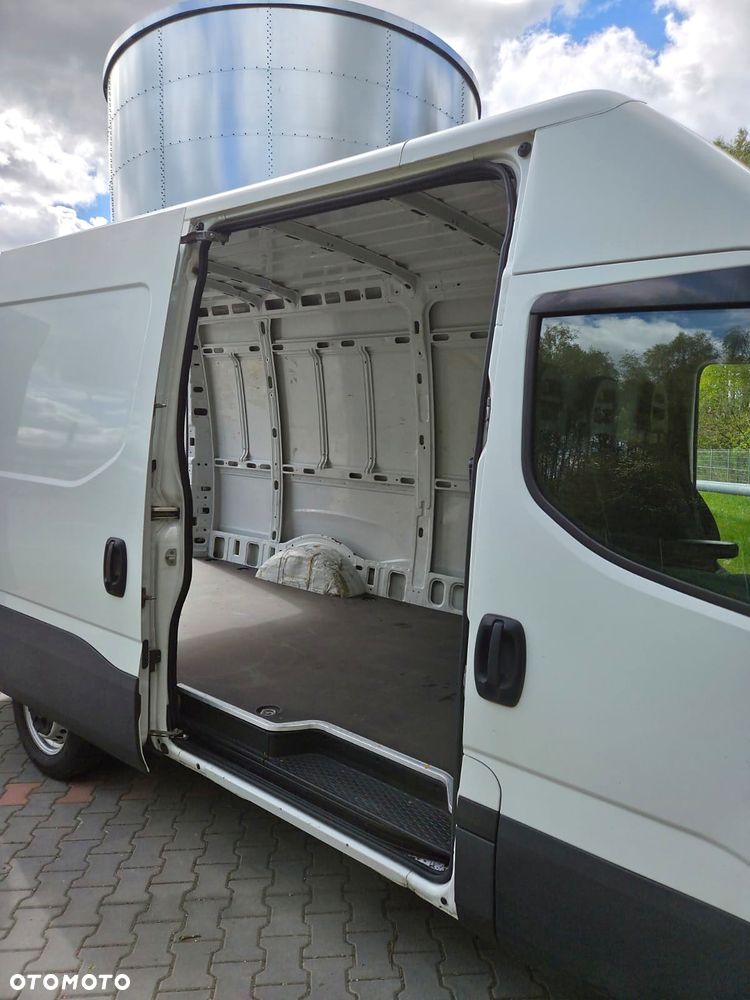 Iveco Daily 35S12 - 7