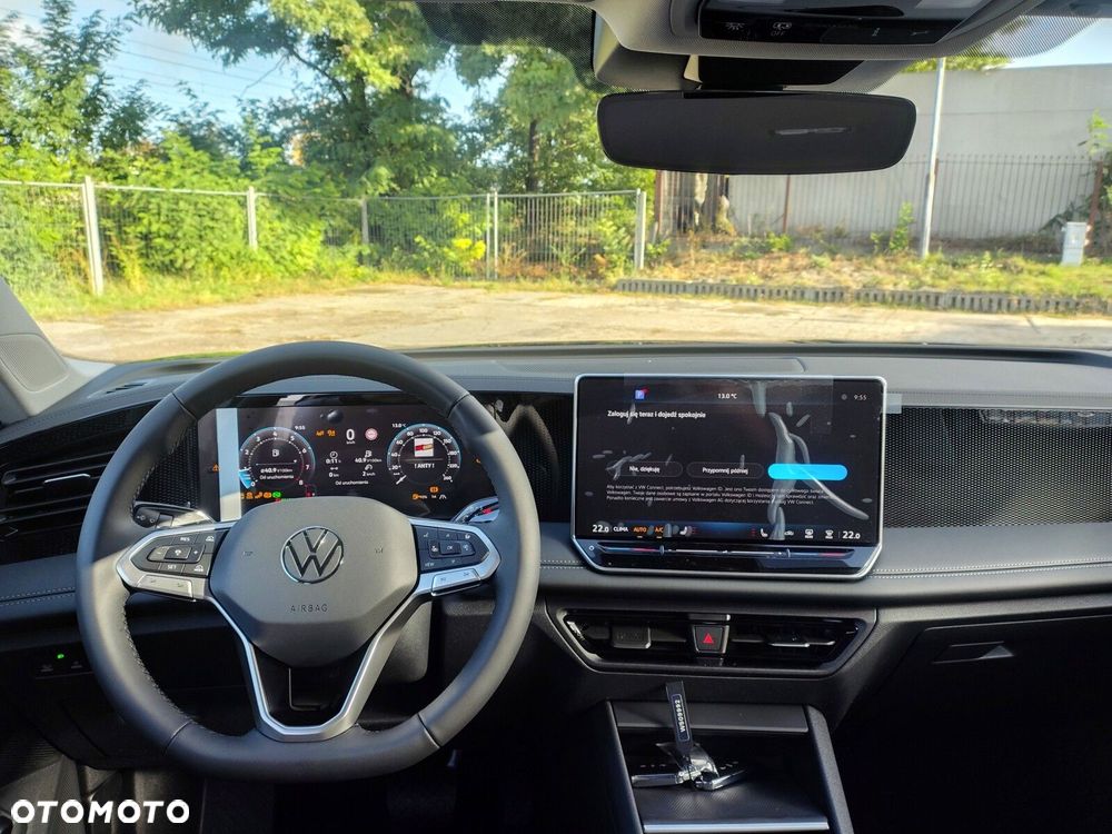 Volkswagen Tiguan - 33