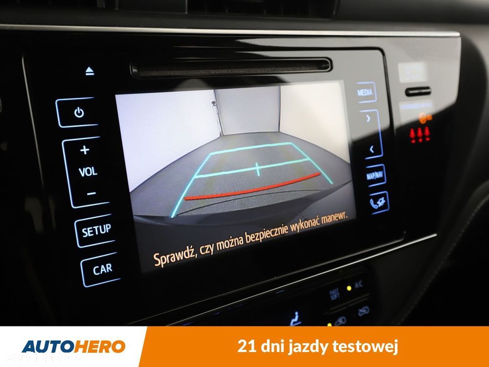 Toyota Auris - 21