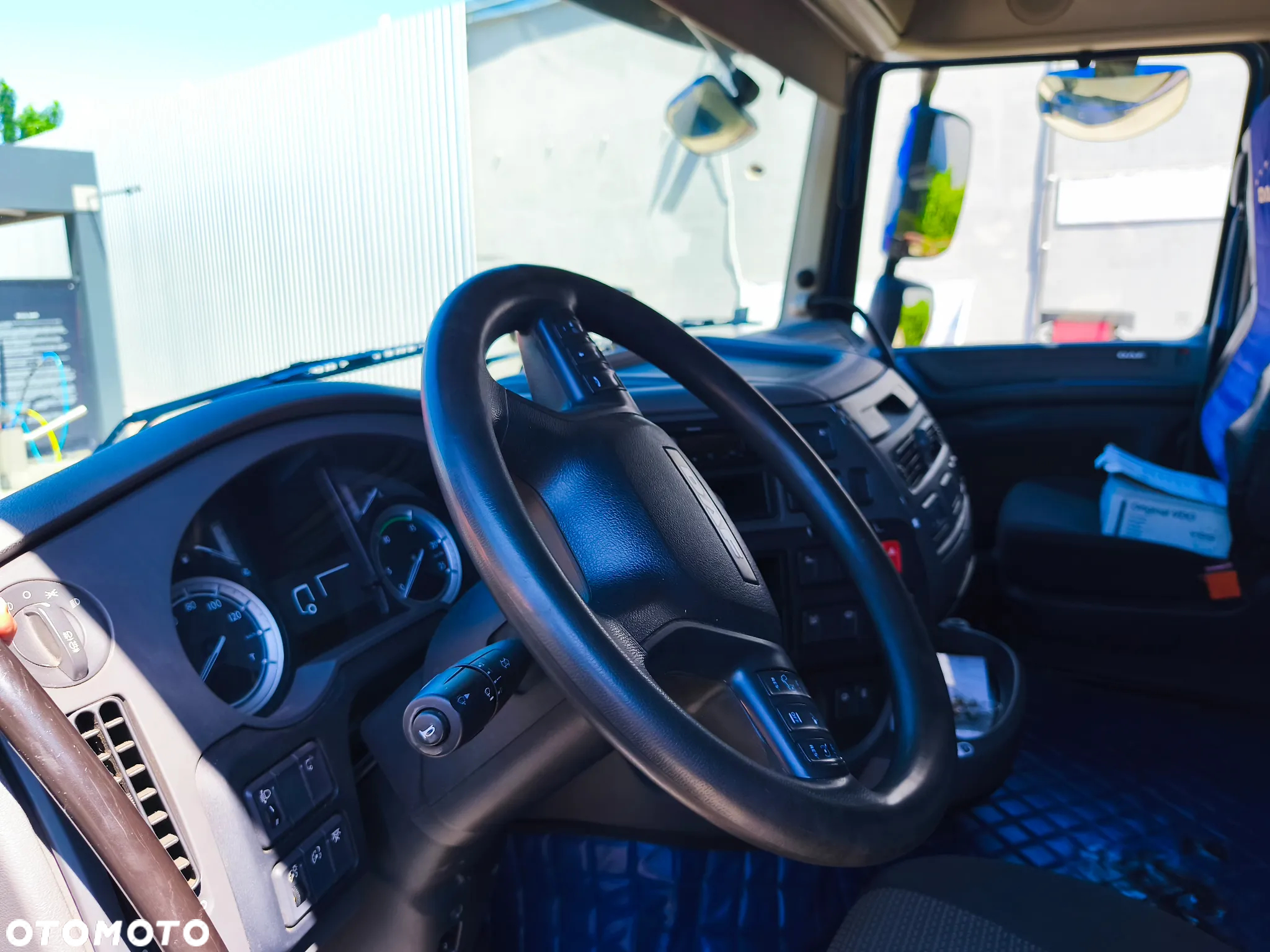 DAF XF - 9