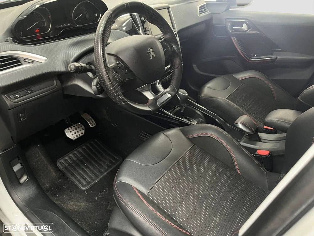 Peugeot 2008 - 7