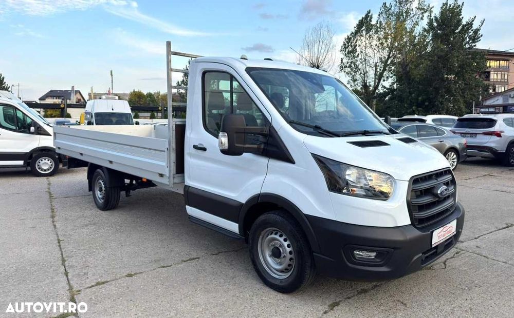 Ford Transit - 12
