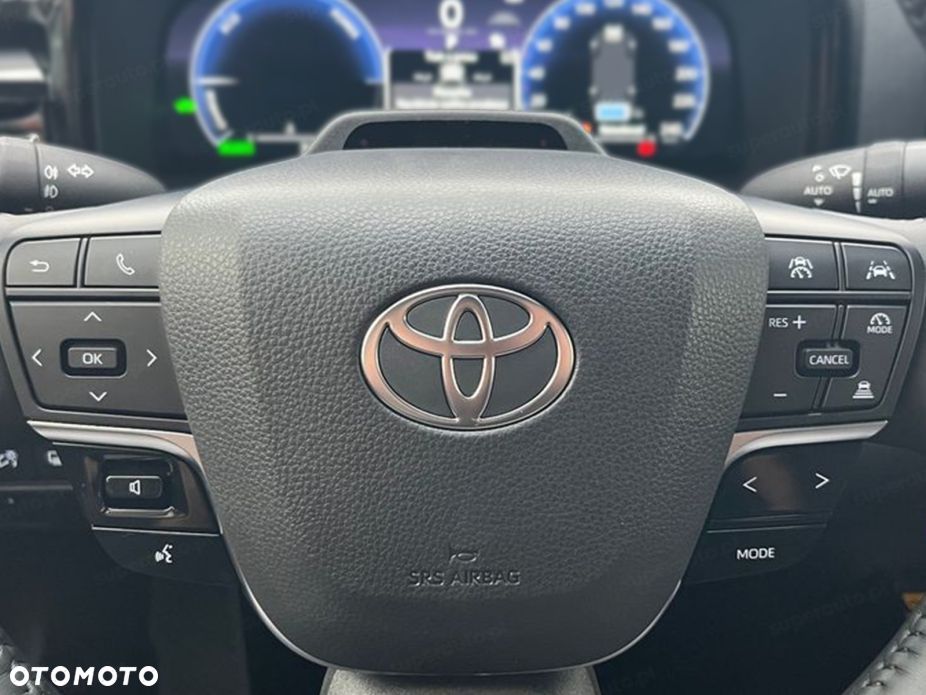 Toyota Camry - 9