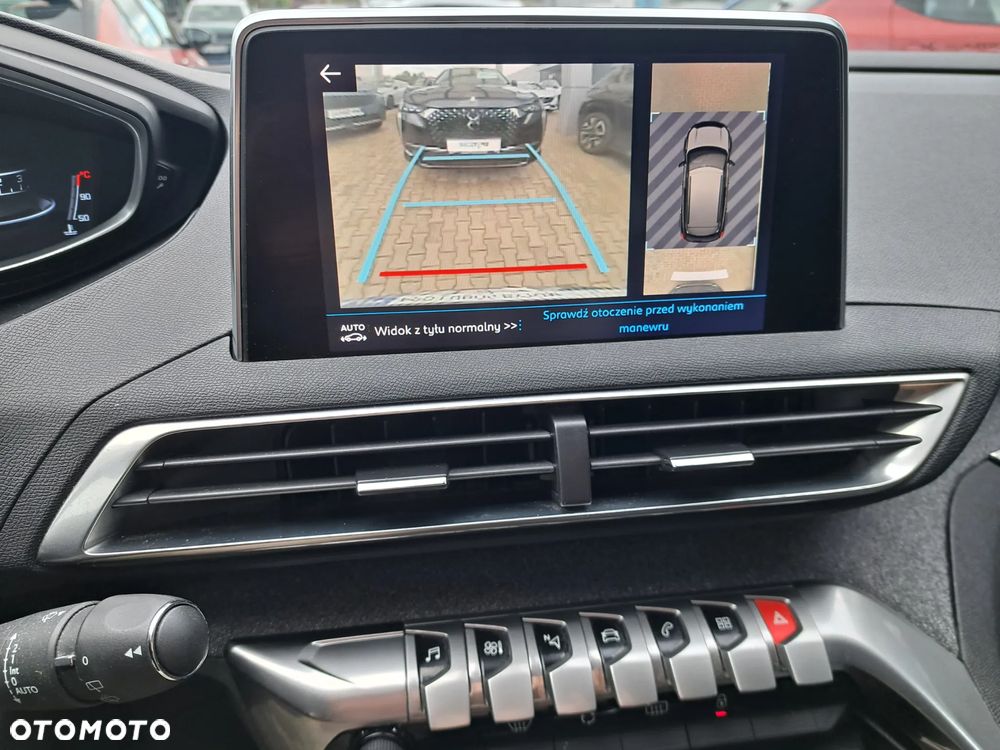 Peugeot 3008 1.2 PureTech Allure S&S - 9