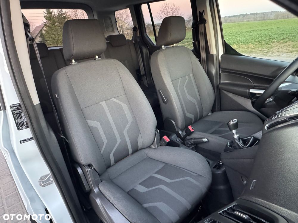 Ford Tourneo Connect 1.0 EcoBoost Start-Stop Titanium - 29